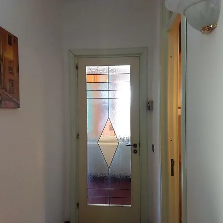 Apartment Cozy Open Space In Via Castel Del Monte